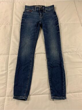 Pre loved TOMMY HILFIGER jeans womens size 0
